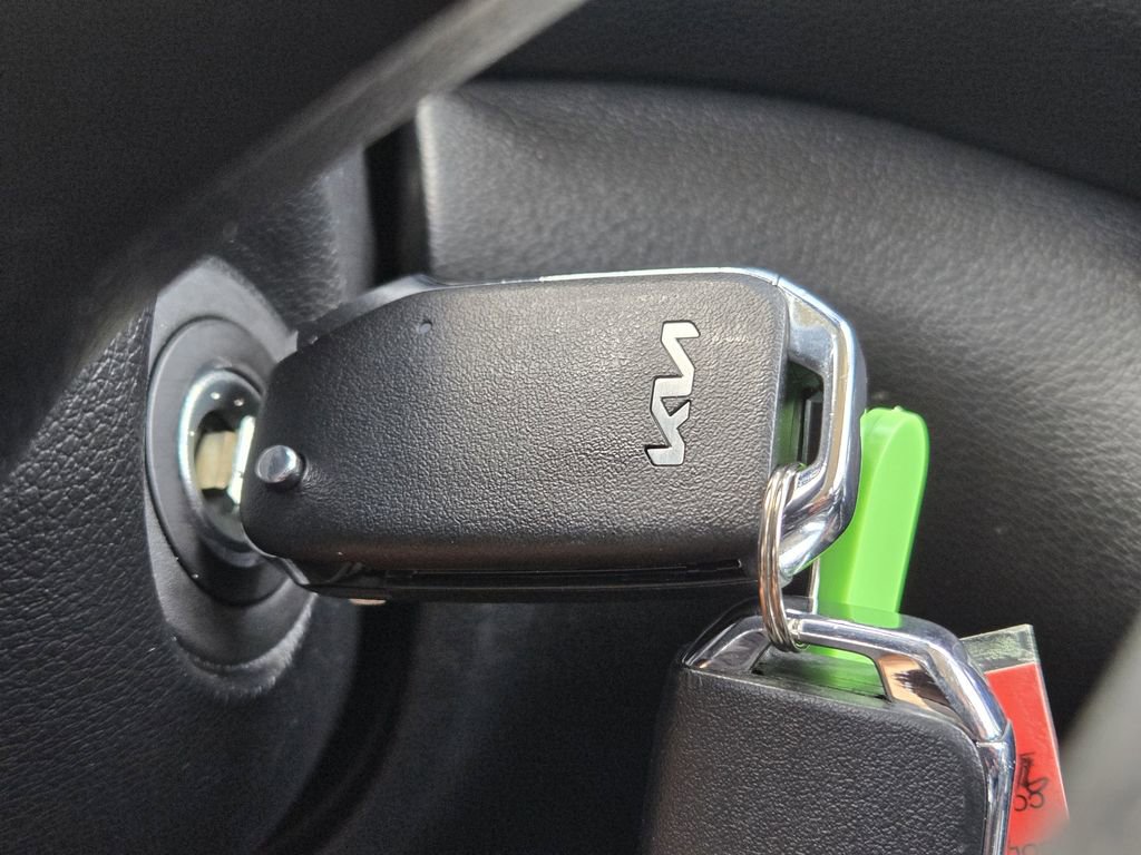 Certified 2025 Kia Soul LX FWD image 23