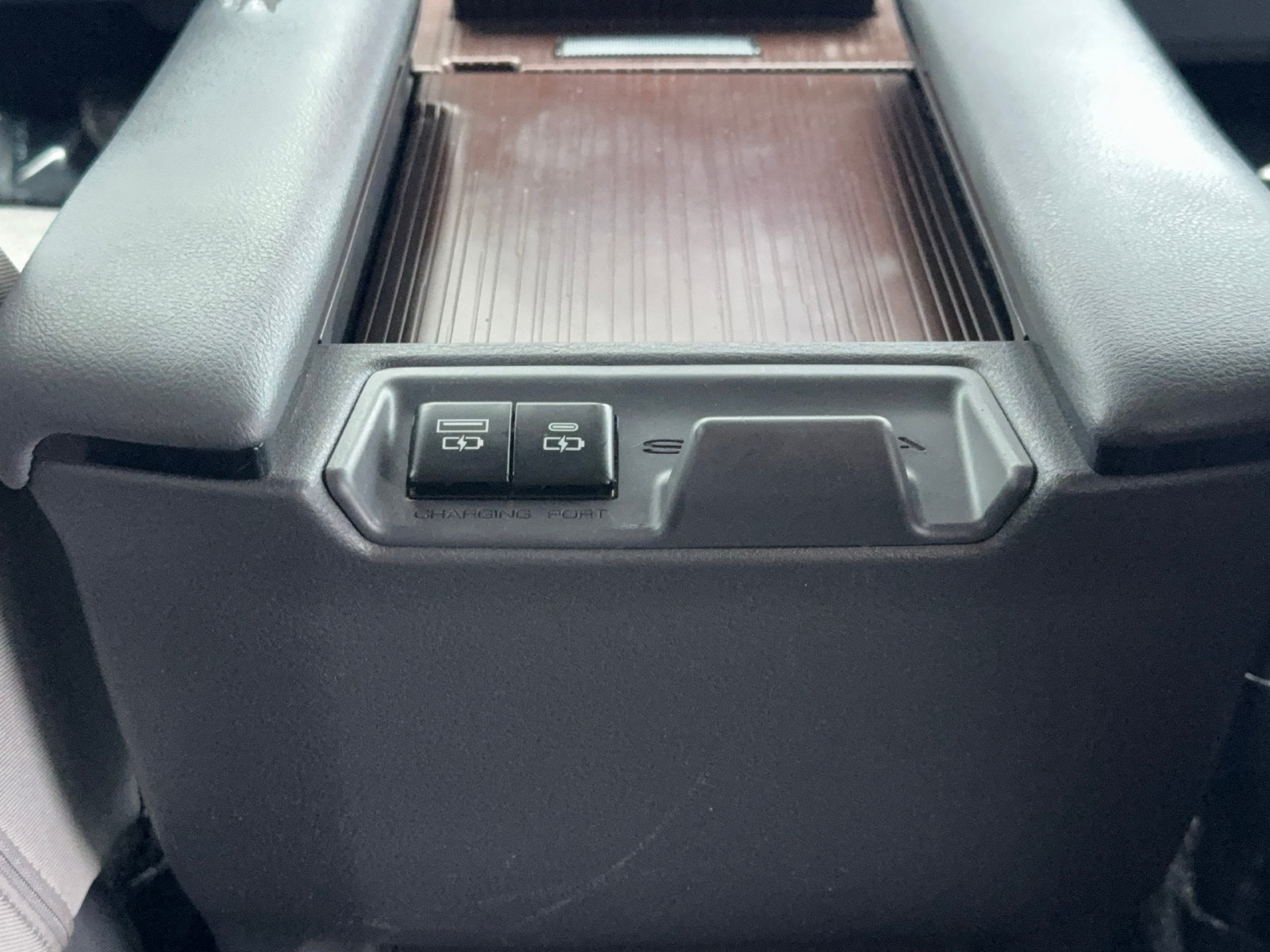 Used 2021 Toyota Sienna LE FWD image 39