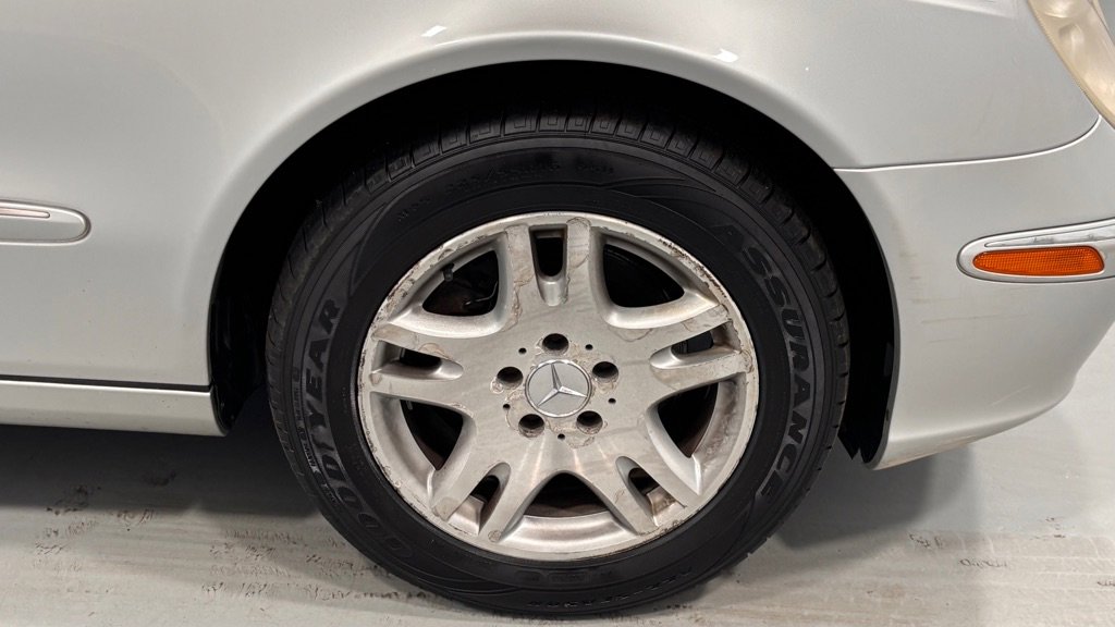 Used 2004 Mercedes-Benz E 320 4MATIC Sedan image 32