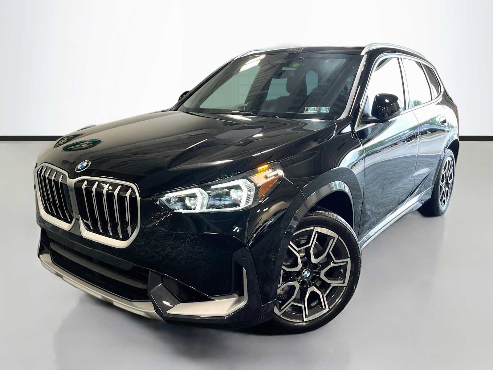 New 2027 BMW X1 xDrive28i AWD/4WD image 1