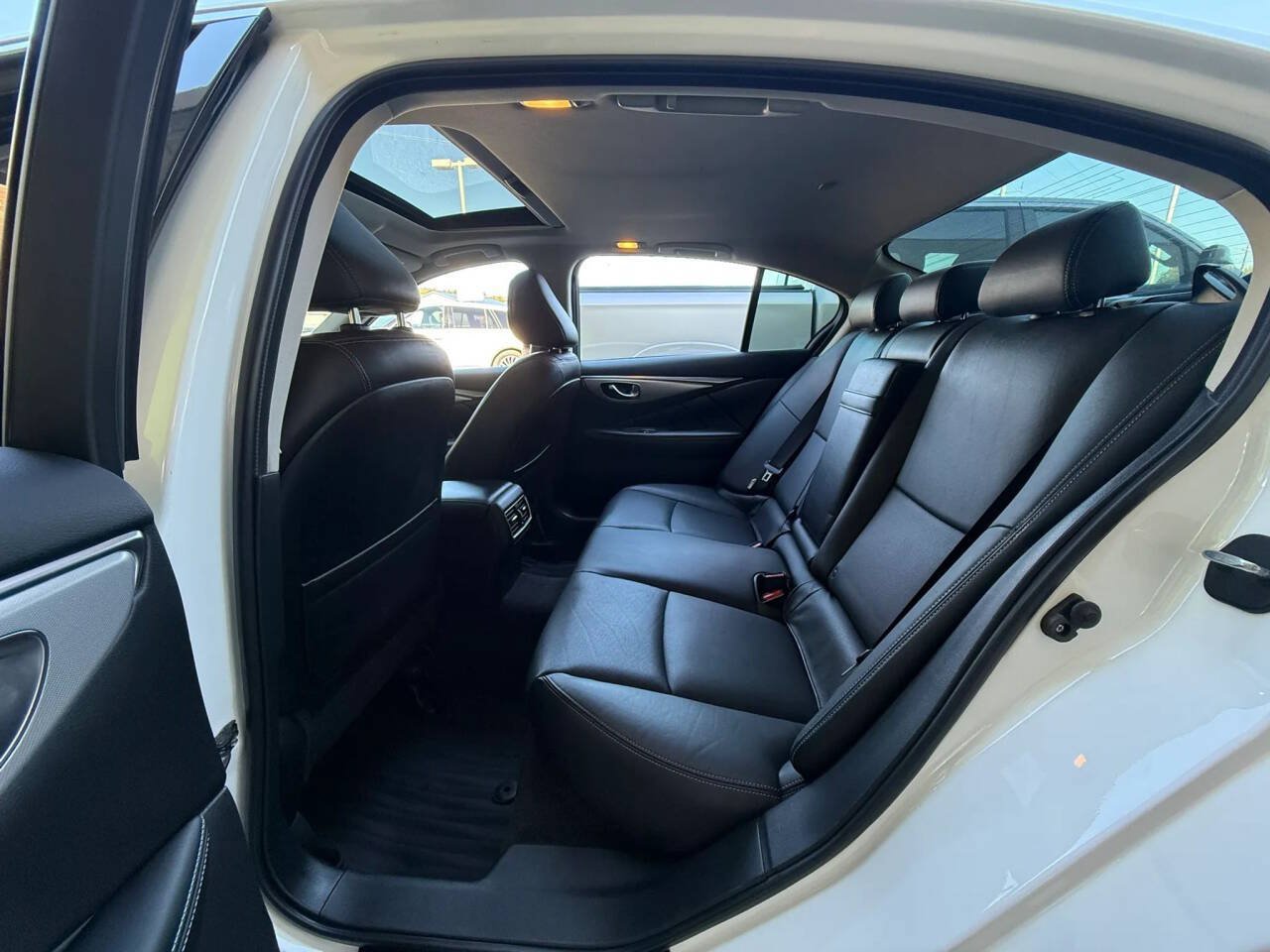 Used 2021 INFINITI Q50 Luxe w/ Seat & Sound Package AWD/4WD image 23