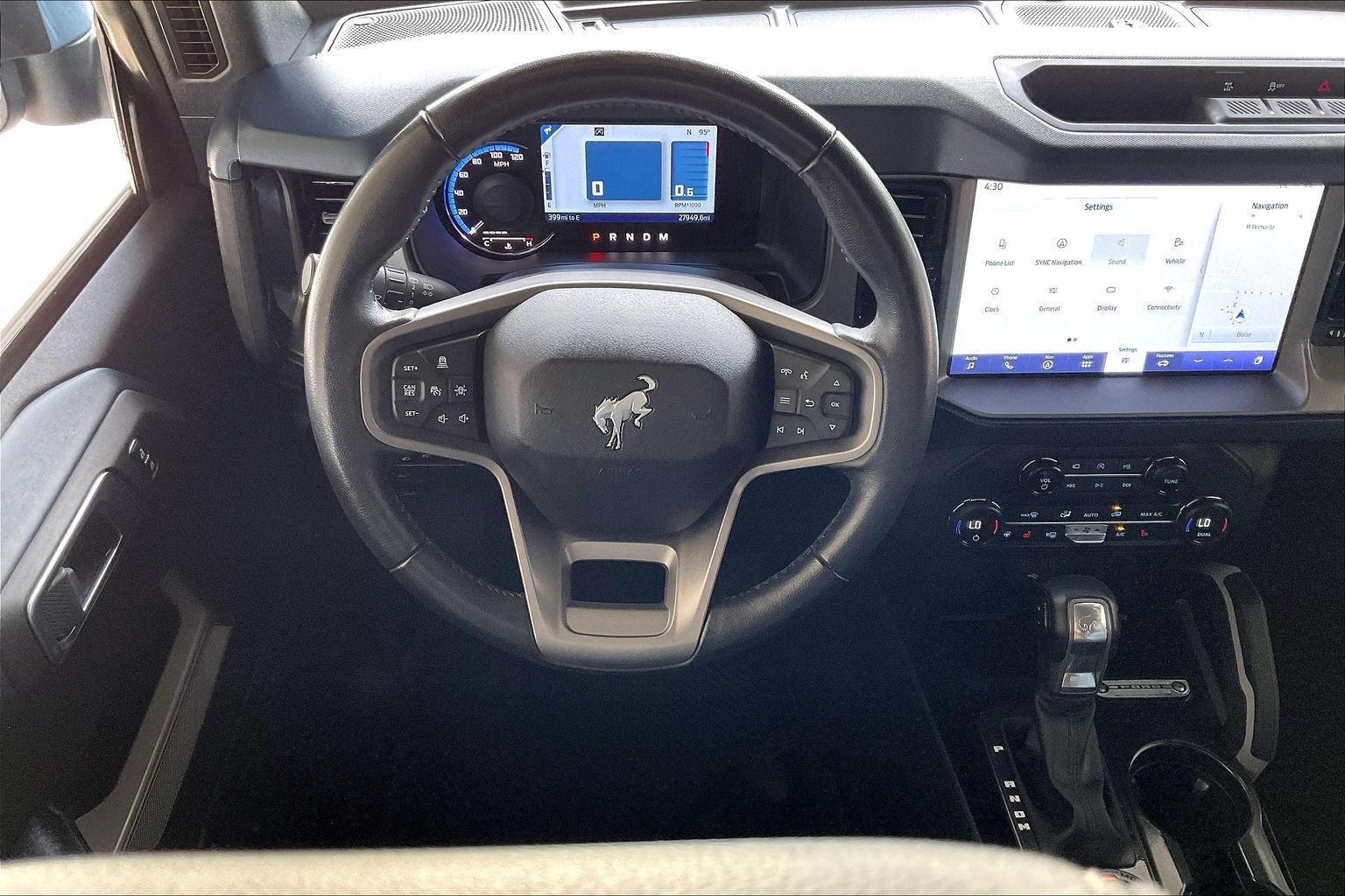 Used 2023 Ford Bronco Outer Banks AWD/4WD image 8
