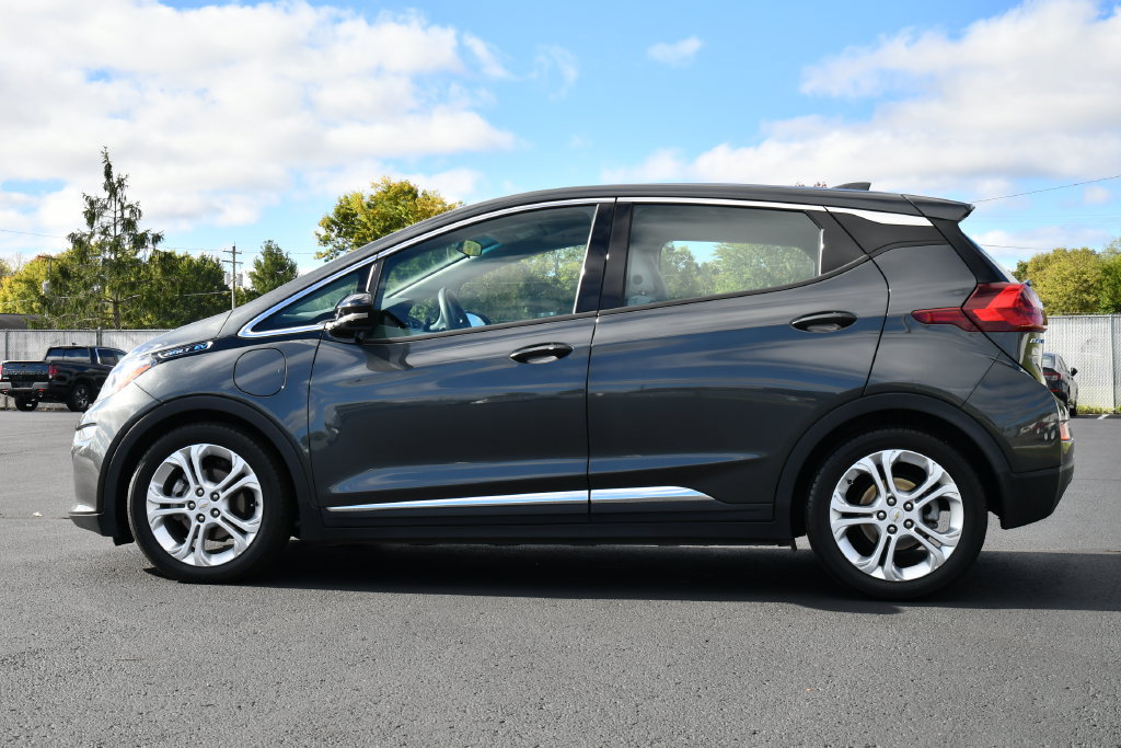 Used 2021 Chevrolet Bolt LT FWD image 4