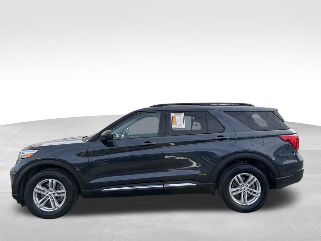 Used 2023 Ford Explorer XLT w/ Class IV Trailer Tow Package image 6