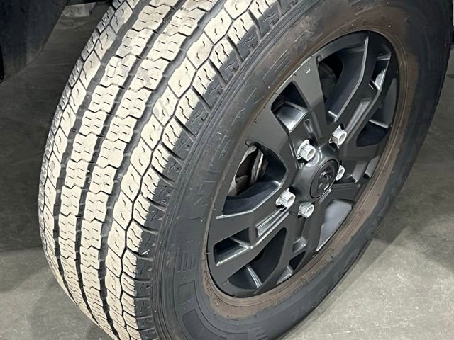 Used 2023 RAM ProMaster 2500 w/ Black Appearance Package image 36