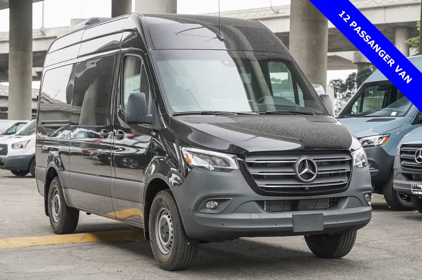 Used 2024 Mercedes-Benz Sprinter 2500 image 3