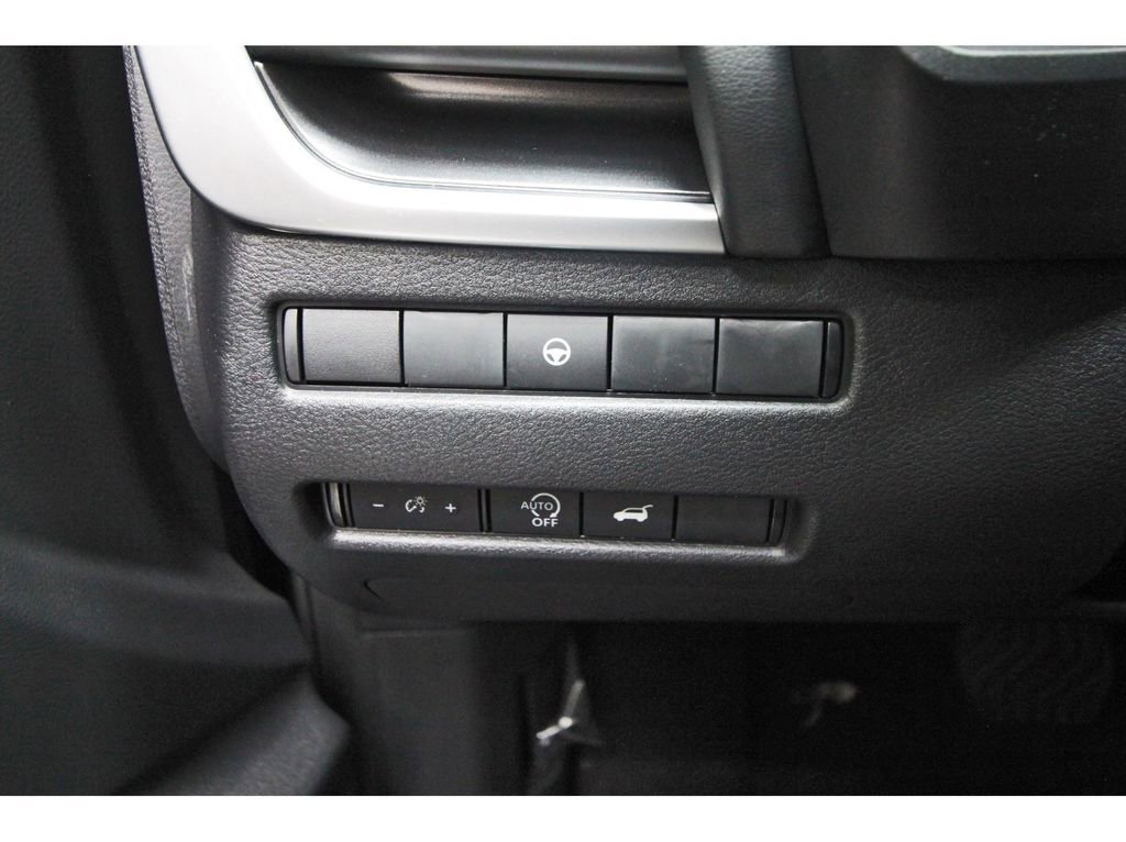 New 2026 Nissan Rogue SV image 17