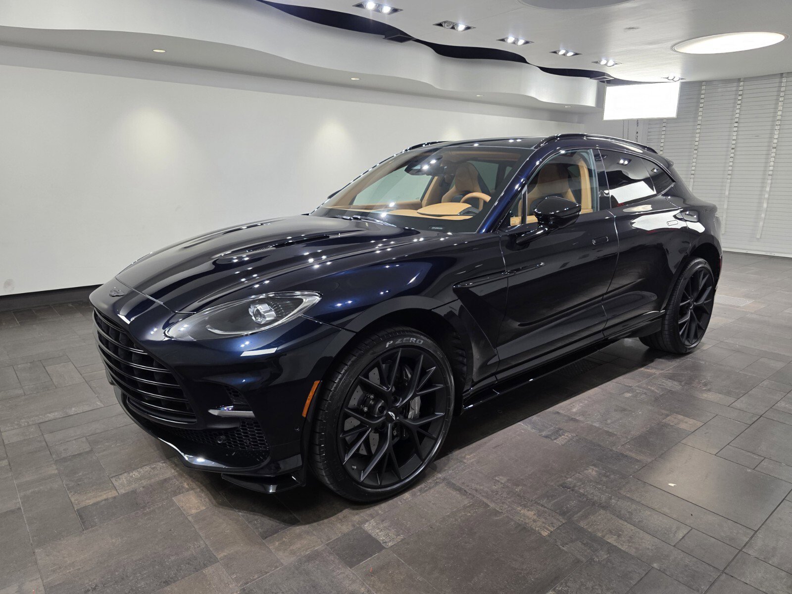 New 2025 Aston Martin DBX 707 image 29