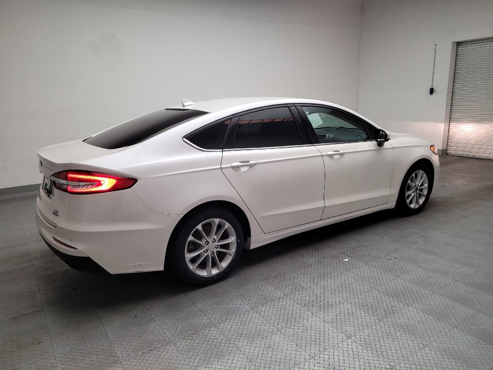 Used 2020 Ford Fusion SE FWD image 10