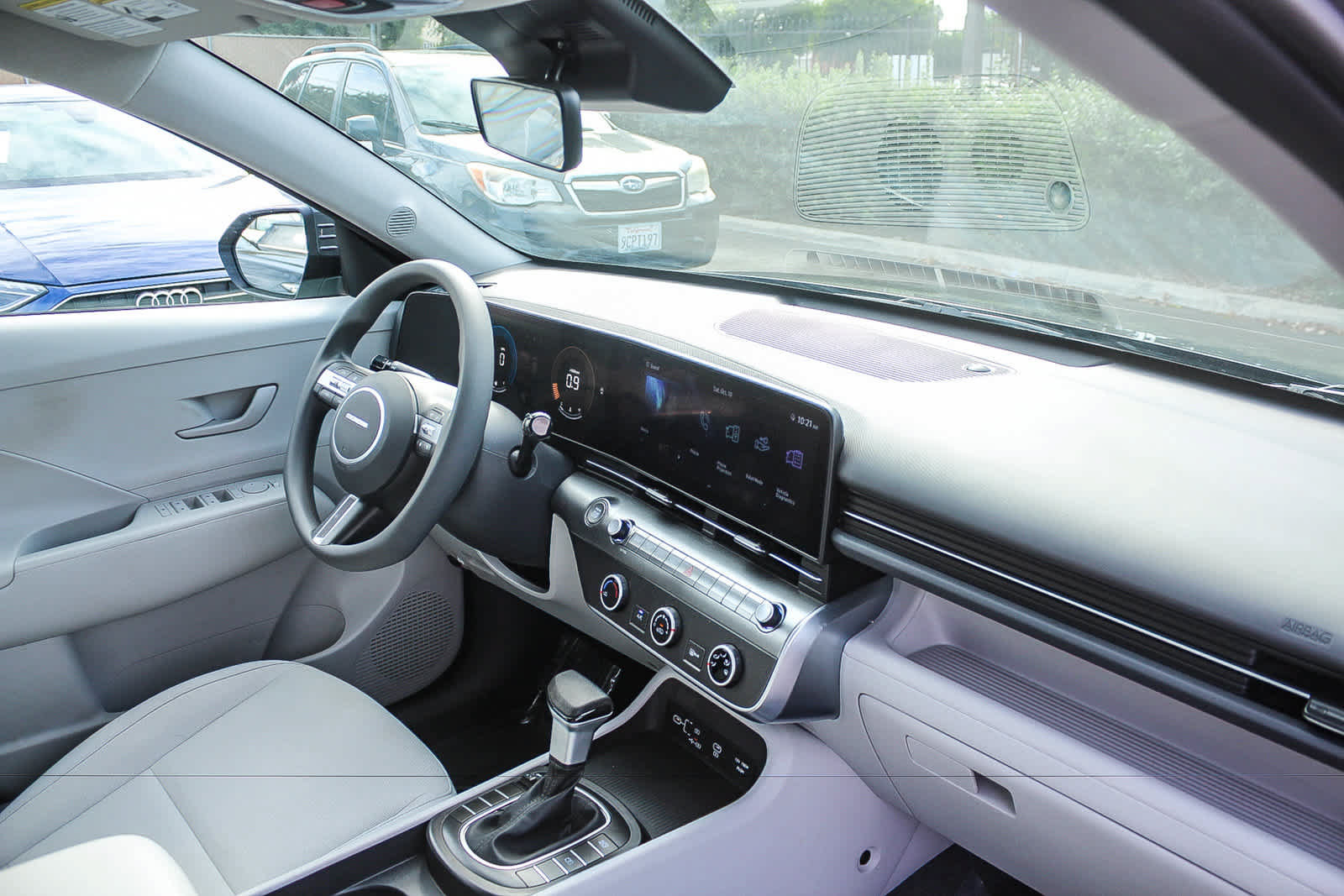 Used 2024 Hyundai Kona SE FWD image 18