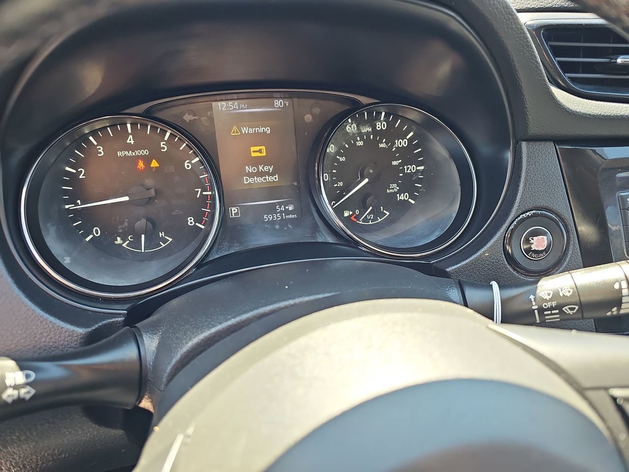 Used 2018 Nissan Rogue Sport SV w/ SV Technology Package image 11