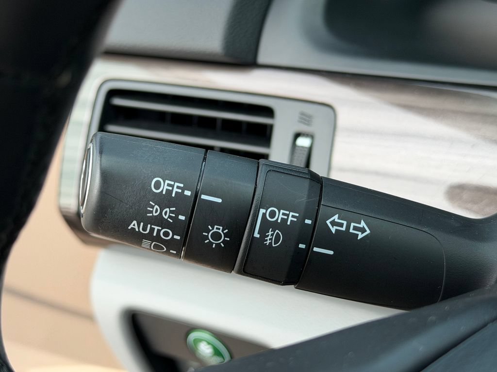 Used 2017 Honda Accord Touring image 35