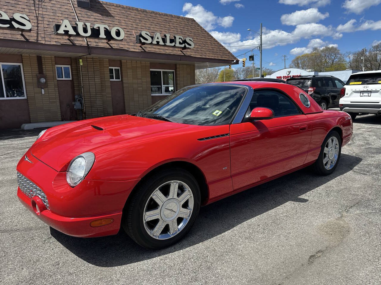 Used 2004 Ford Thunderbird RWD image 5