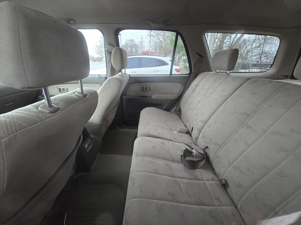 Used 2002 Toyota 4Runner SR5 image 6