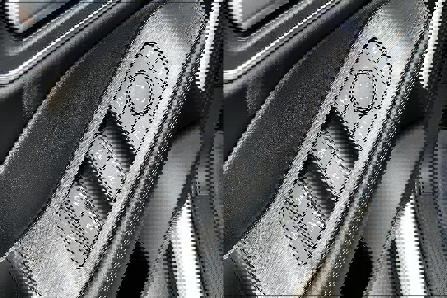 New 2026 Nissan Rogue Platinum image 19