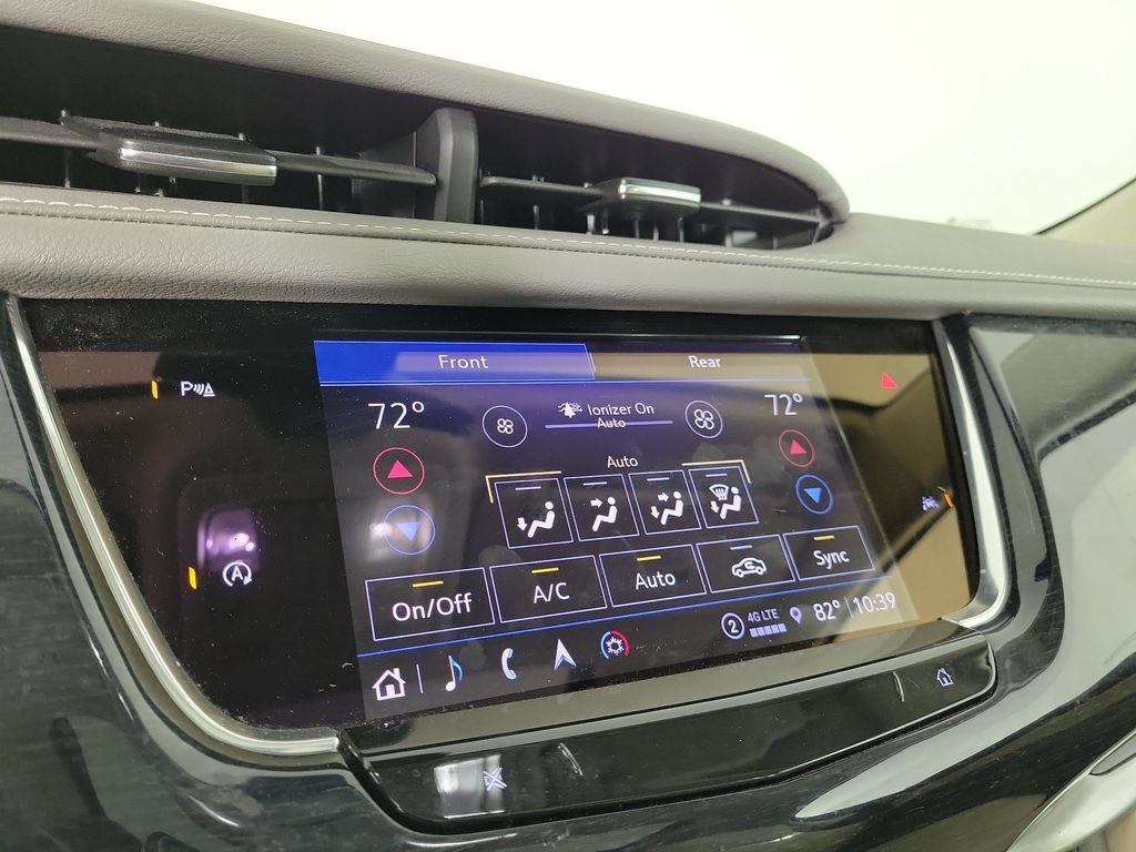Used 2024 Cadillac XT6 Premium Luxury w/ LPO, Floor Liner Package AWD/4WD image 26
