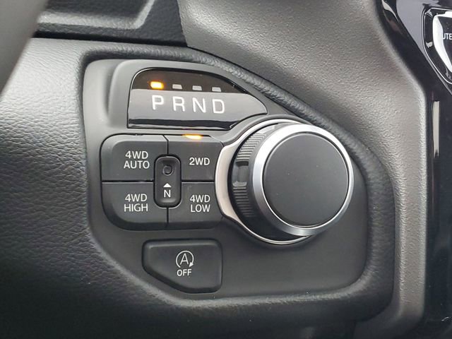 New 2026 RAM 1500 4x4 Crew Cab image 12