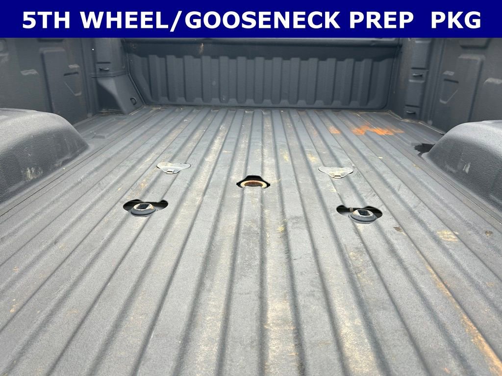 Used 2024 GMC Sierra 3500 Pro image 8