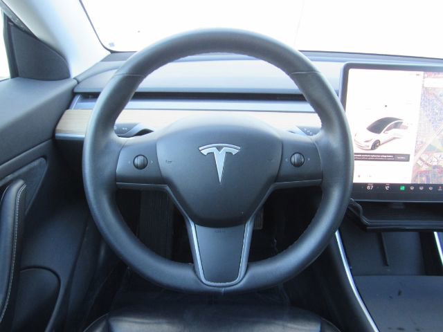 Used 2019 Tesla Model 3 Standard Range image 31
