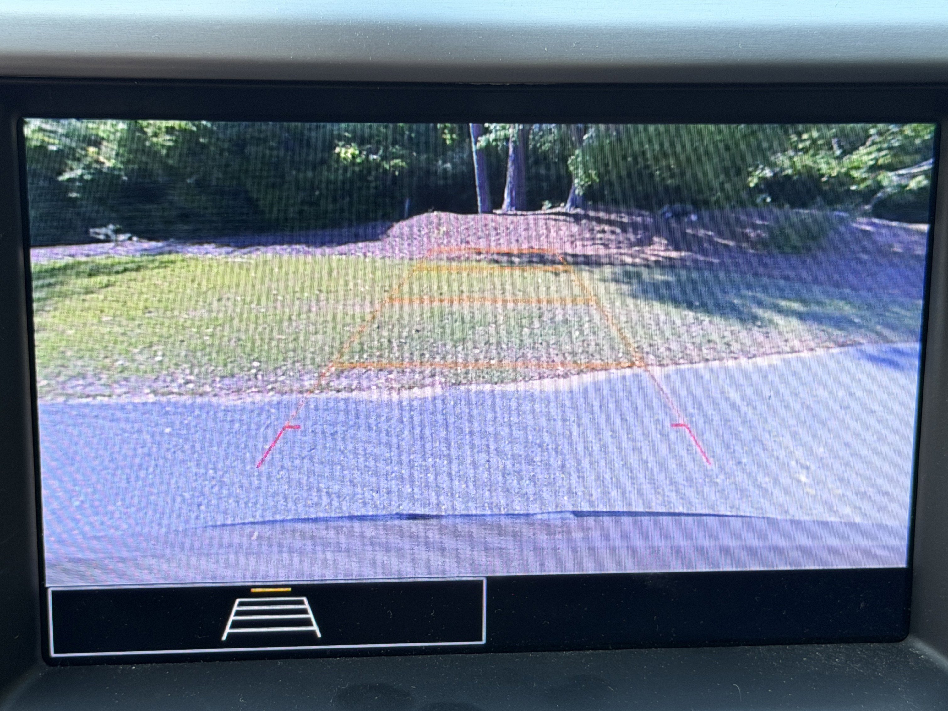 Used 2023 GMC Acadia SLE FWD image 10