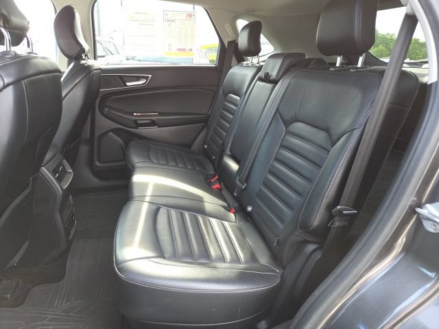 Used 2016 Ford Edge SEL w/ Equipment Group 201A AWD/4WD image 11
