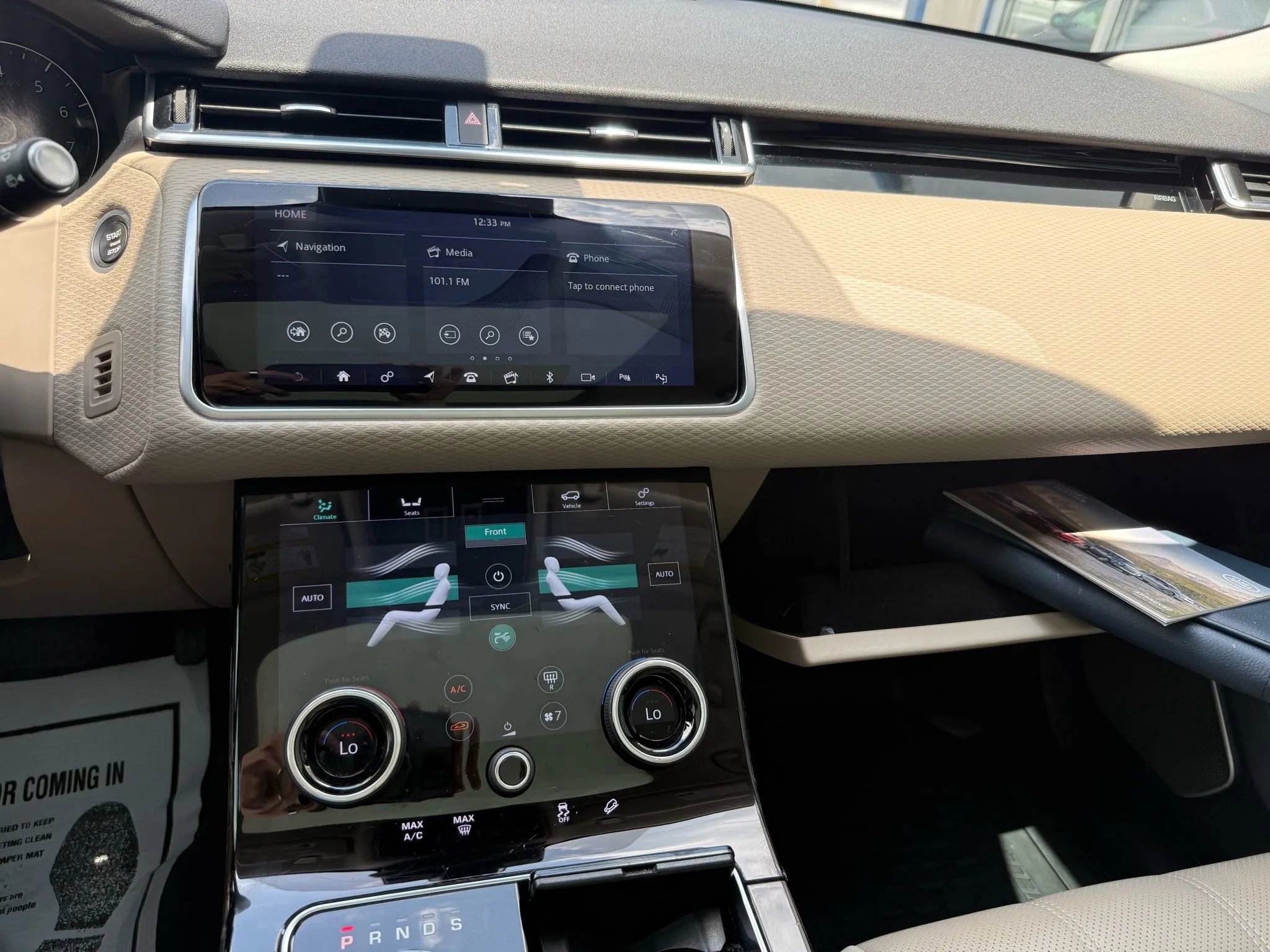 Used 2020 Land Rover Range Rover Velar S image 22