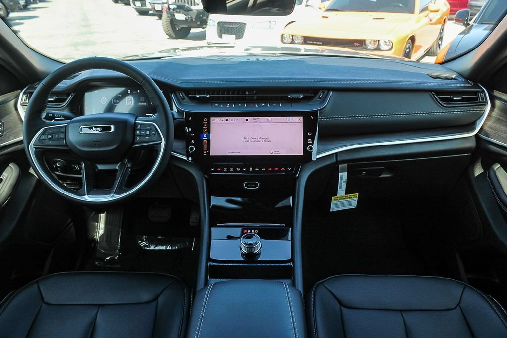 New 2026 Jeep Grand Cherokee Limited w/ Limited Altitude Package RWD image 13
