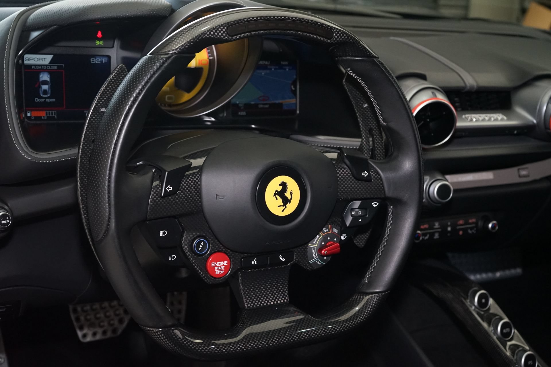 Used 2019 Ferrari 812 Superfast RWD image 13