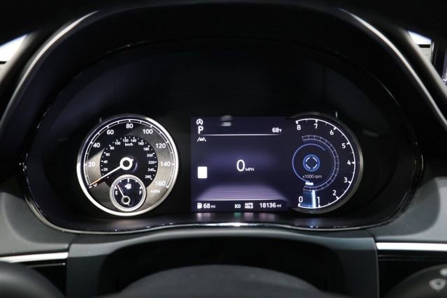 Used 2025 Genesis GV70 2.5T AWD/4WD image 20