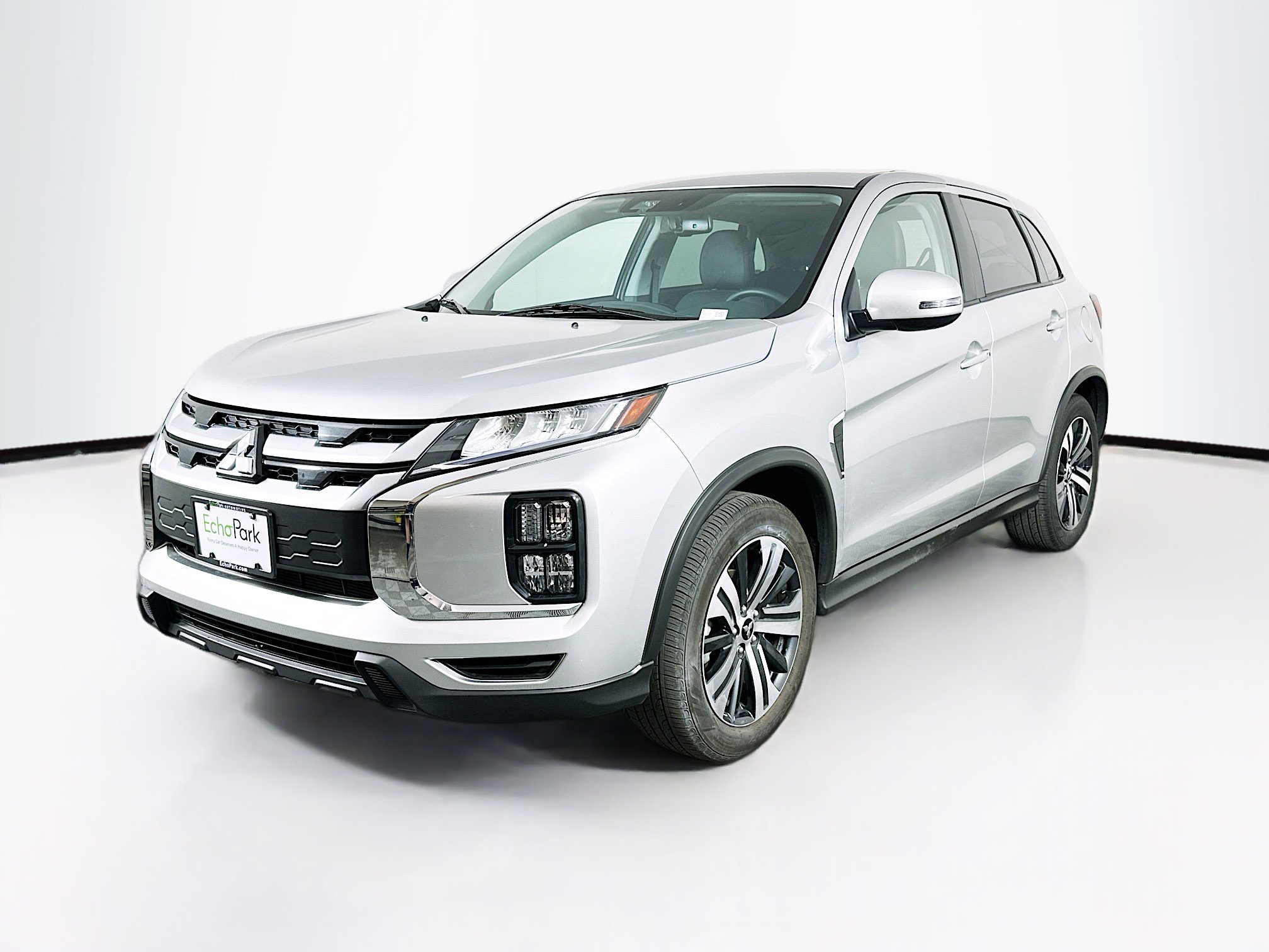 Used 2025 Mitsubishi Outlander Sport SE image 3