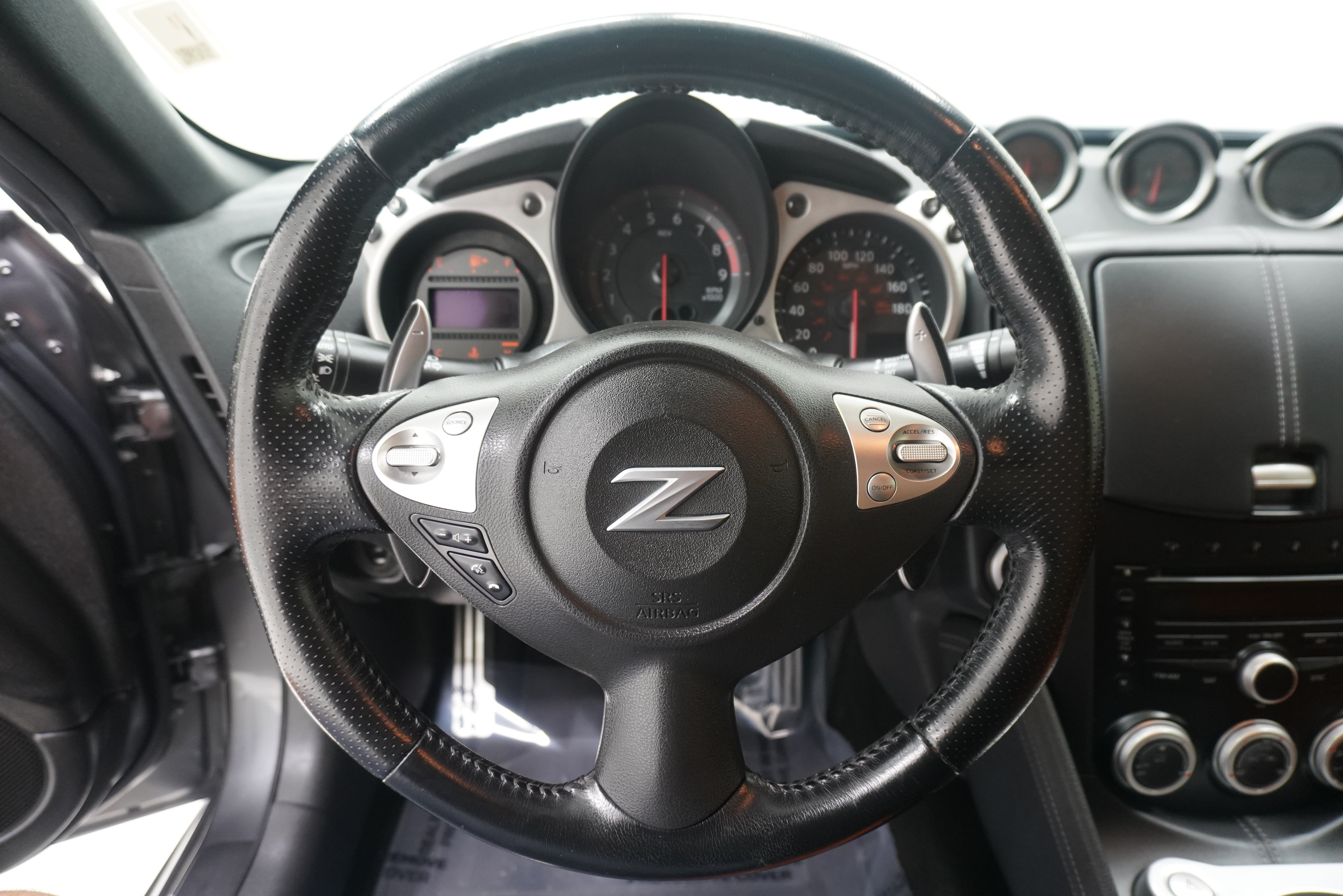Used 2013 Nissan 370Z Touring w/ Sport Pkg RWD image 16