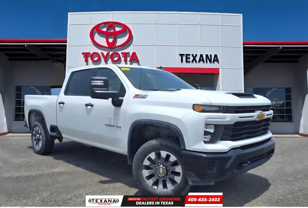 Used 2024 Chevrolet Silverado 2500 Custom w/ Custom Value Package