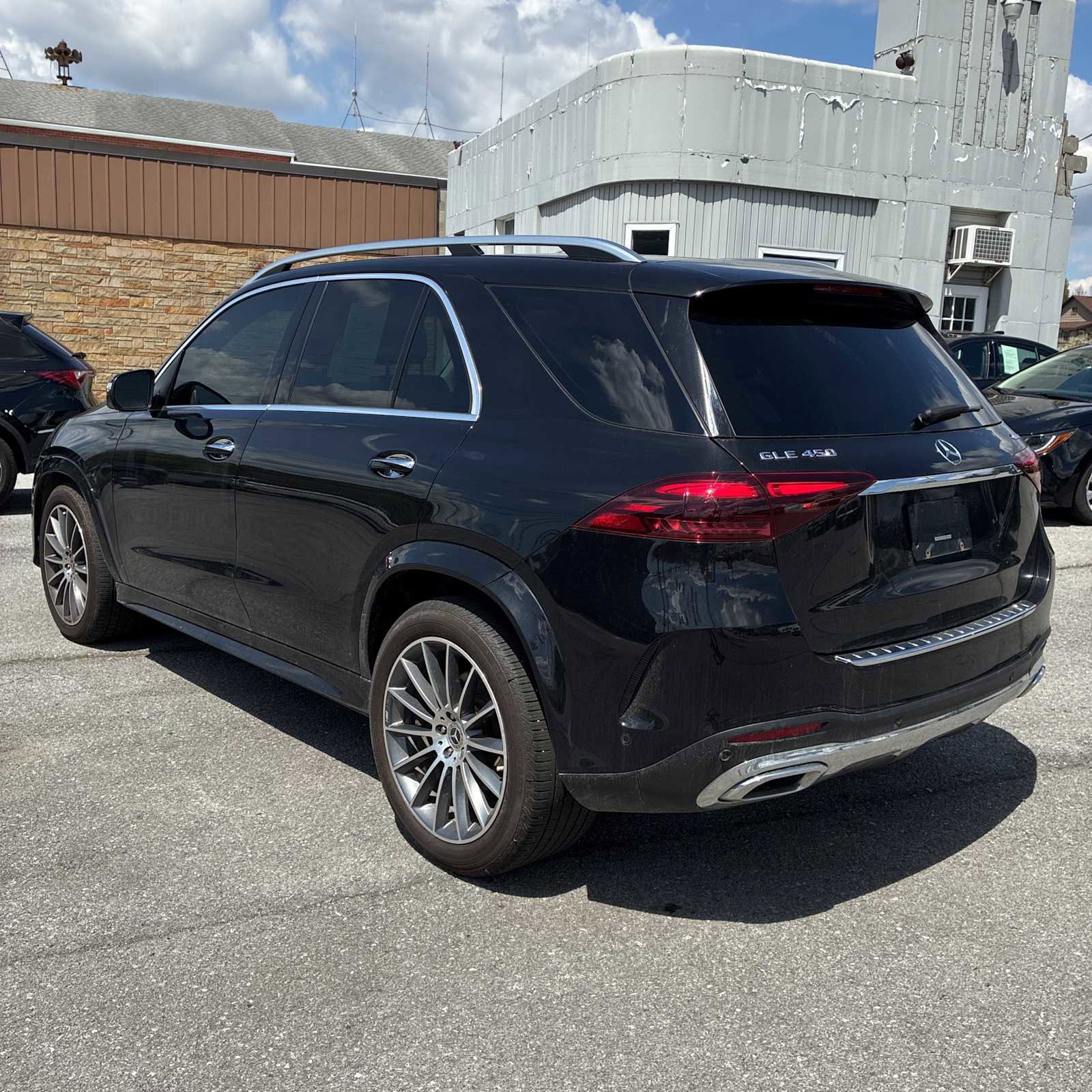 Used 2024 Mercedes-Benz GLE 450 4MATIC image 8
