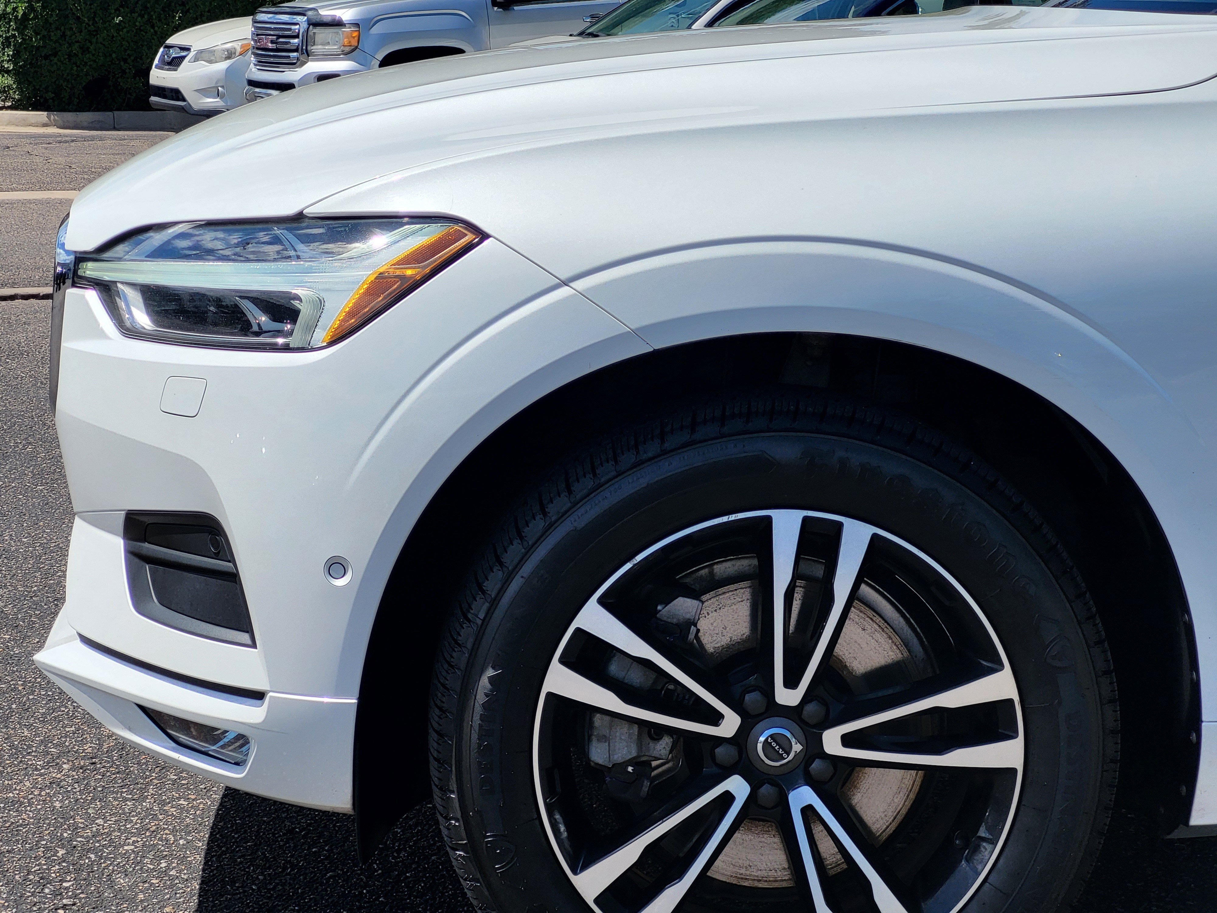 Used 2019 Volvo XC60 T6 Momentum w/ Advanced Package AWD/4WD image 7