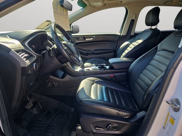 Used 2016 Ford Edge SEL w/ Equipment Group 201A AWD/4WD image 10