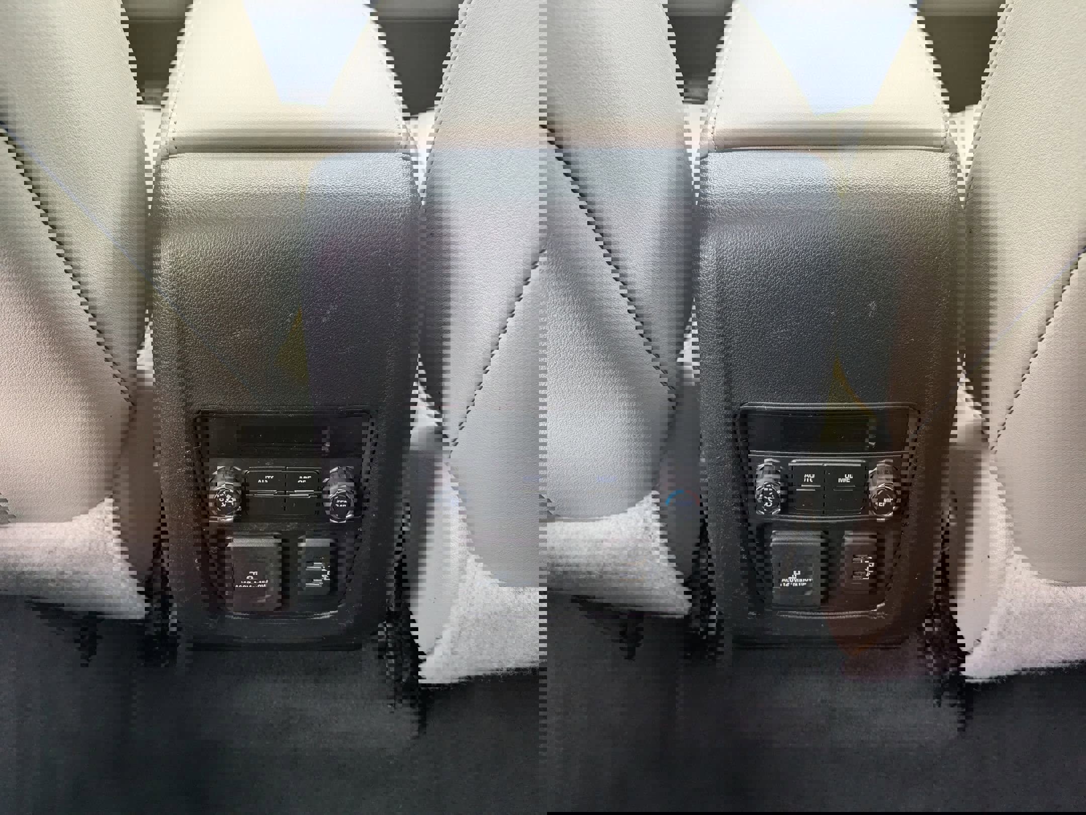 Used 2019 Buick Enclave Essence image 23