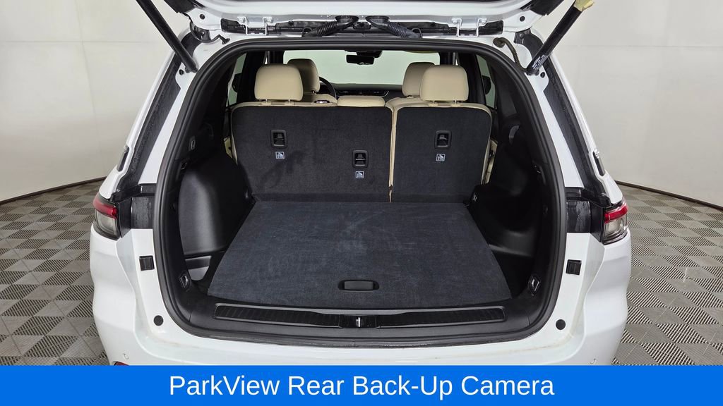 Used 2023 Jeep Grand Cherokee Limited w/ Luxury Tech Group II image 10