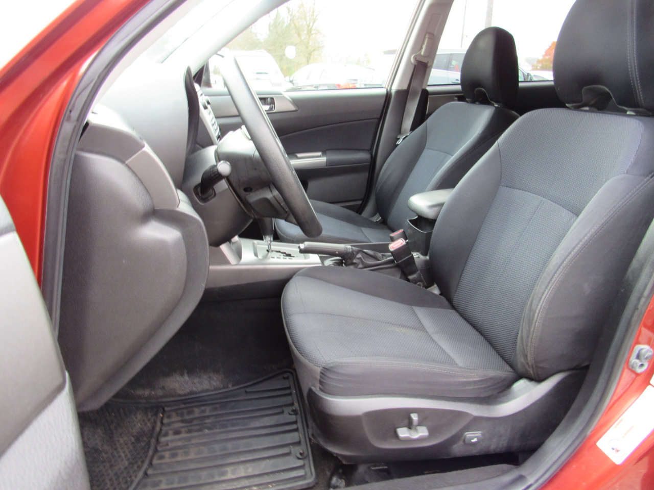 Used 2011 Subaru Forester 2.5X Premium w/ All-Weather Pkg image 5