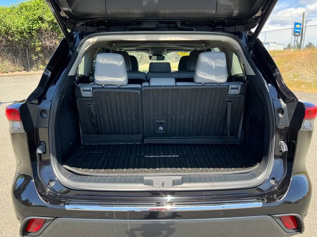 Used 2021 Toyota Highlander Limited AWD/4WD image 13