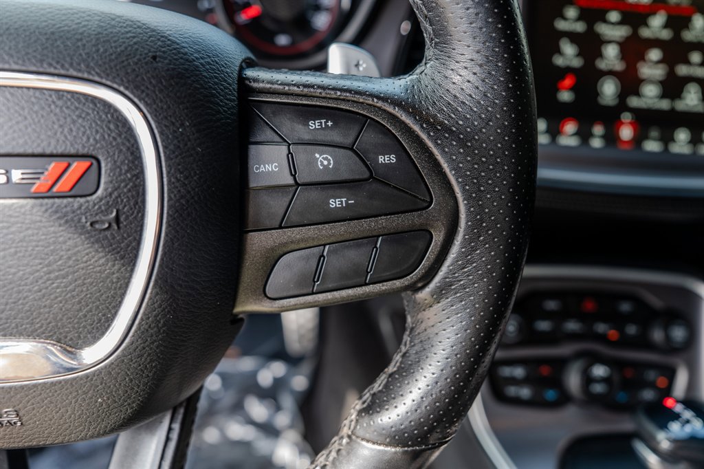 Used 2022 Dodge Challenger R/T w/ Plus Package image 17