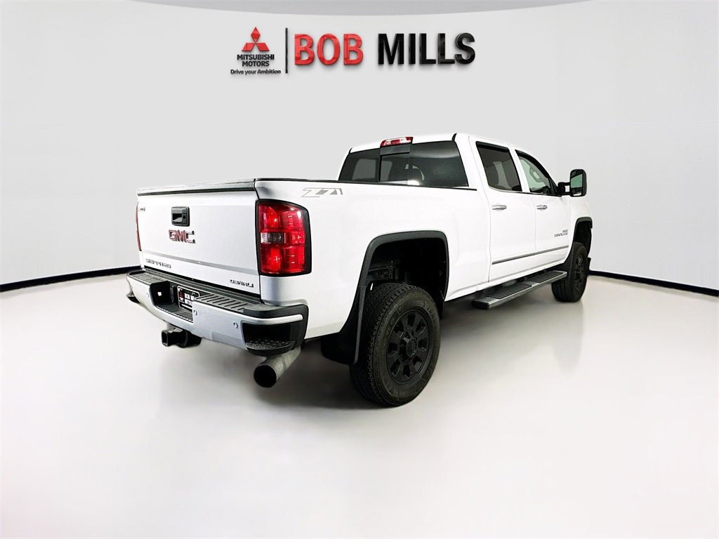 Used 2015 GMC Sierra 3500 Denali w/ Duramax Plus Package image 7