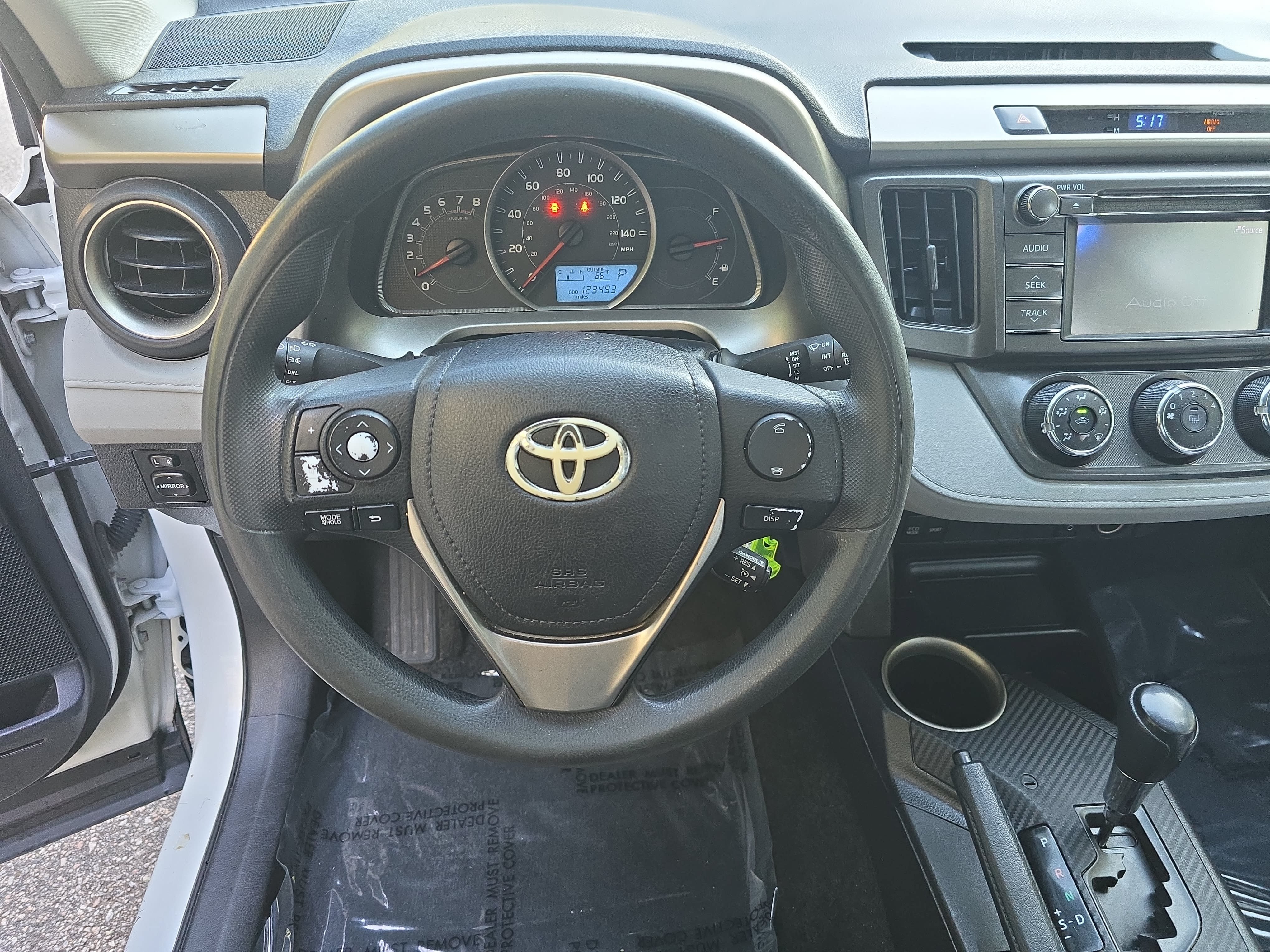 Used 2013 Toyota RAV4 LE FWD image 15