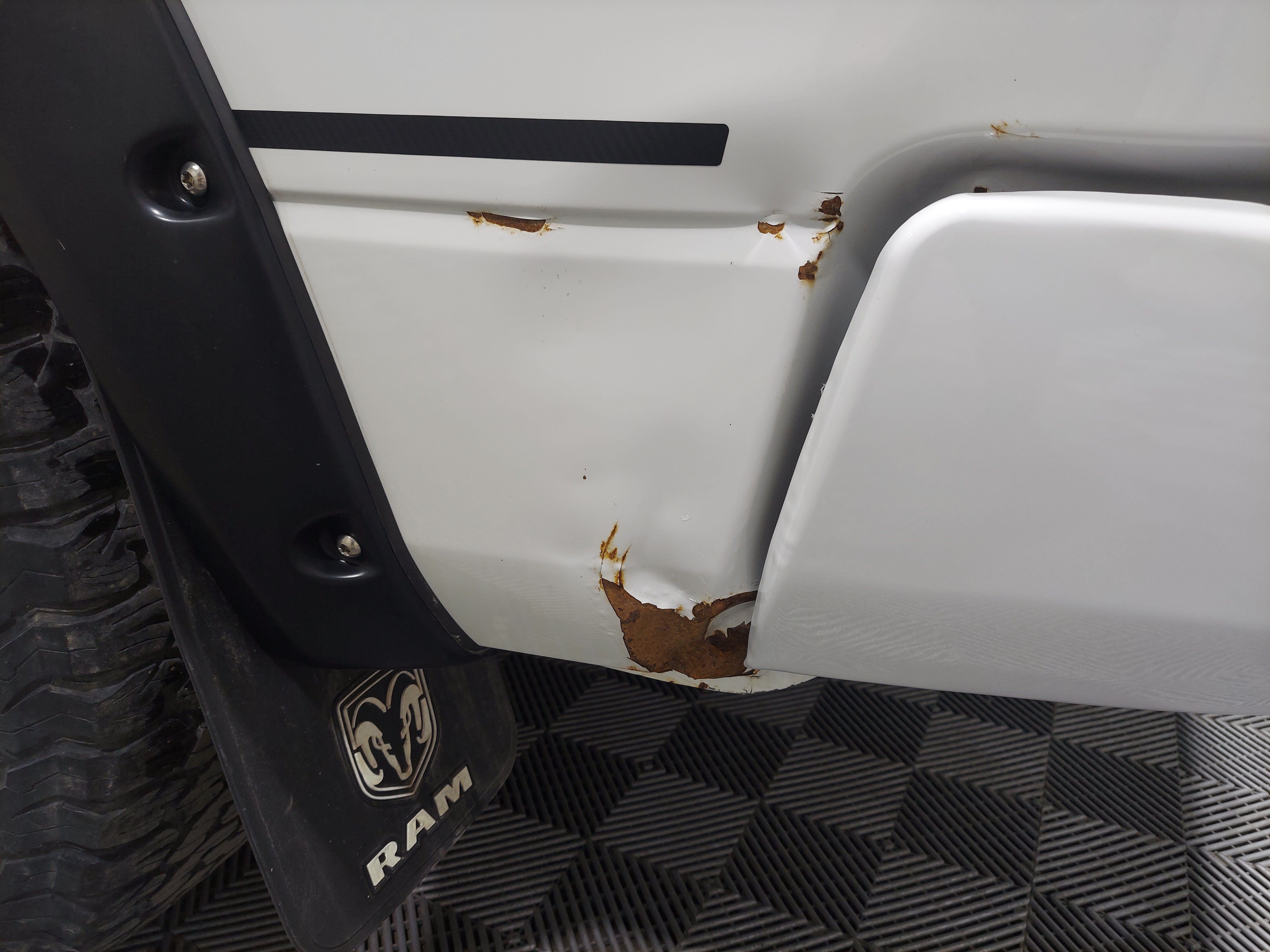 Used 2018 RAM 1500 Express w/ Express Value Package AWD/4WD image 15