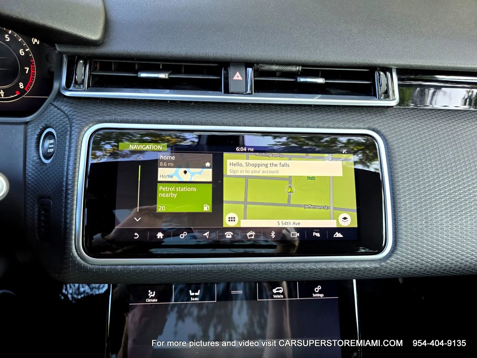 Used 2018 Land Rover Range Rover Velar R-Dynamic SE AWD/4WD image 37
