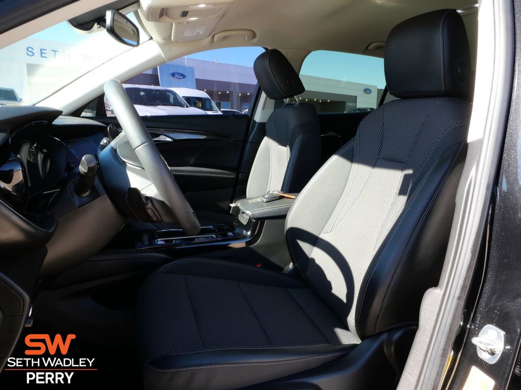 Used 2023 Buick Envision Preferred image 14