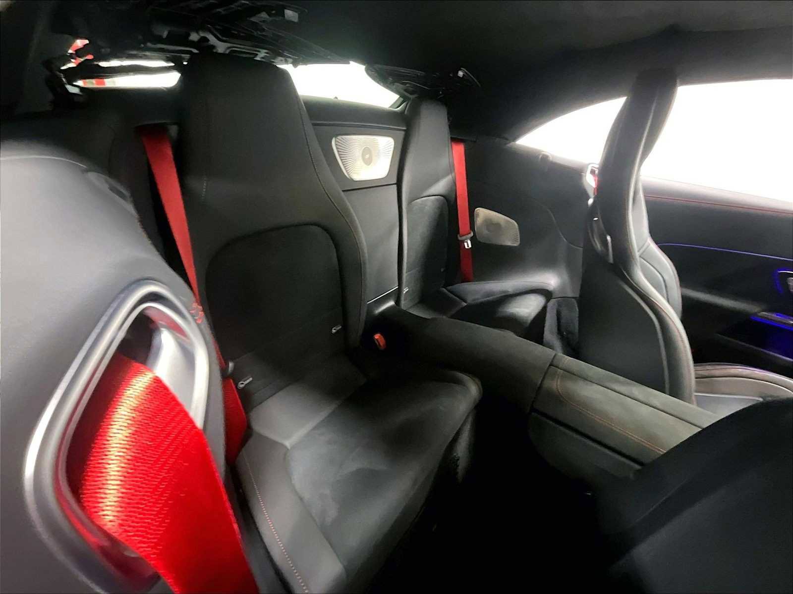 Used 2024 Mercedes-Benz SL 63 AMG 4MATIC image 31