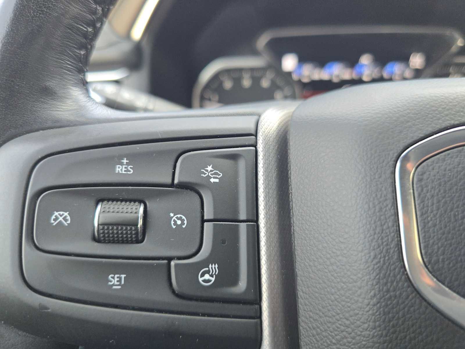 Used 2021 GMC Yukon Denali w/ Denali Premium Package AWD/4WD image 31