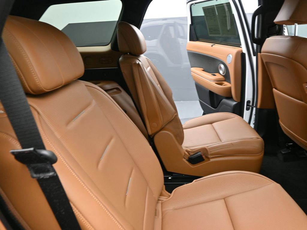 Used 2026 Hyundai Palisade Calligraphy image 17