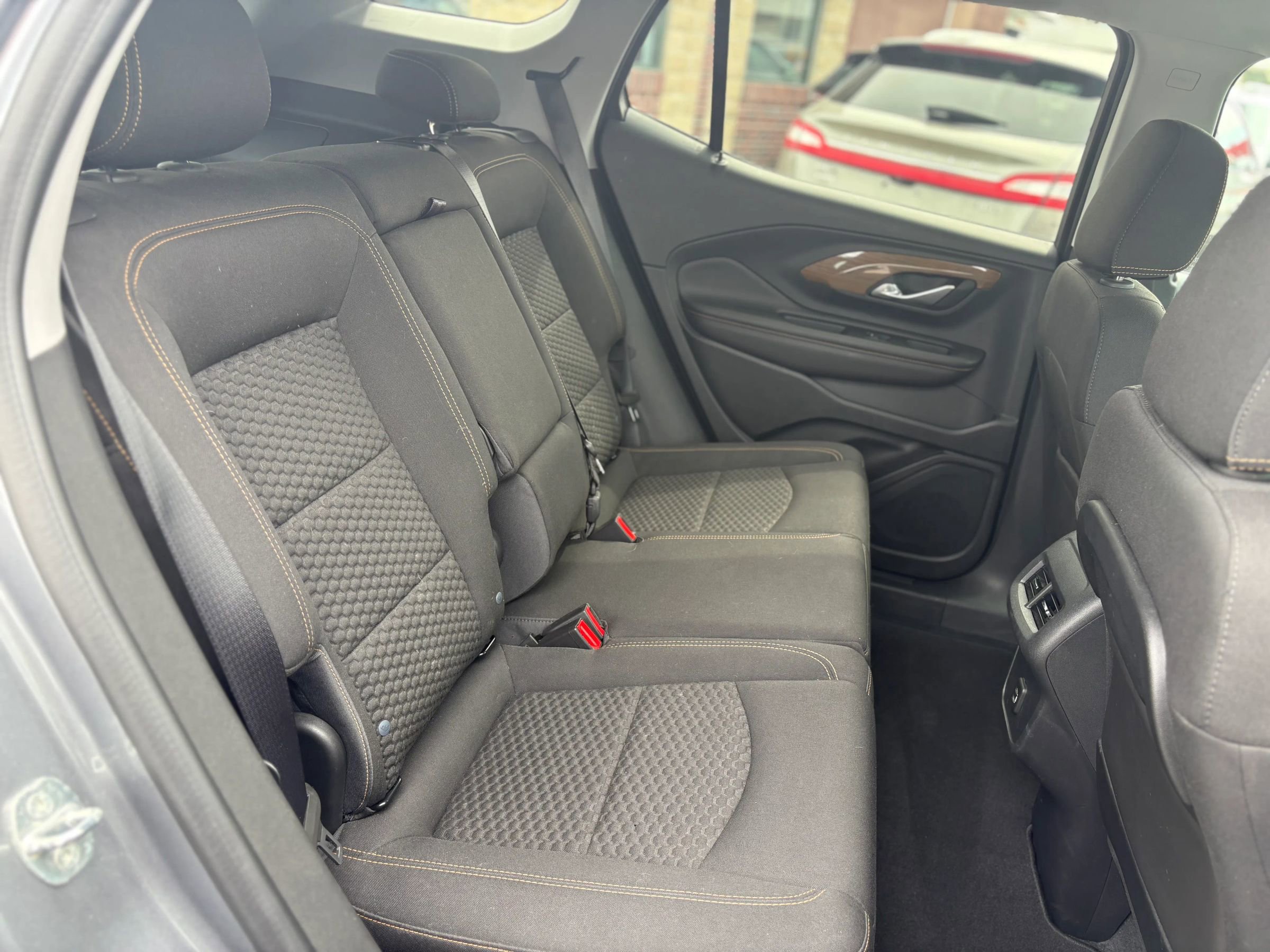 Used 2020 GMC Terrain SLE w/ Driver Convenience Package image 15