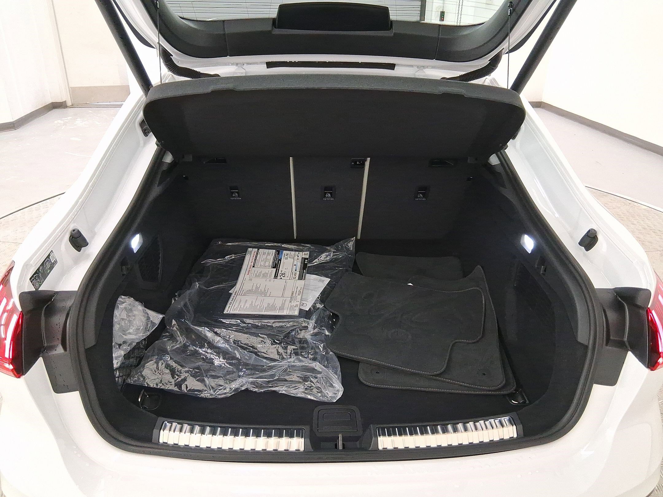 Used 2025 Audi A5 2.0T Premium Plus w/ Premium Plus image 28